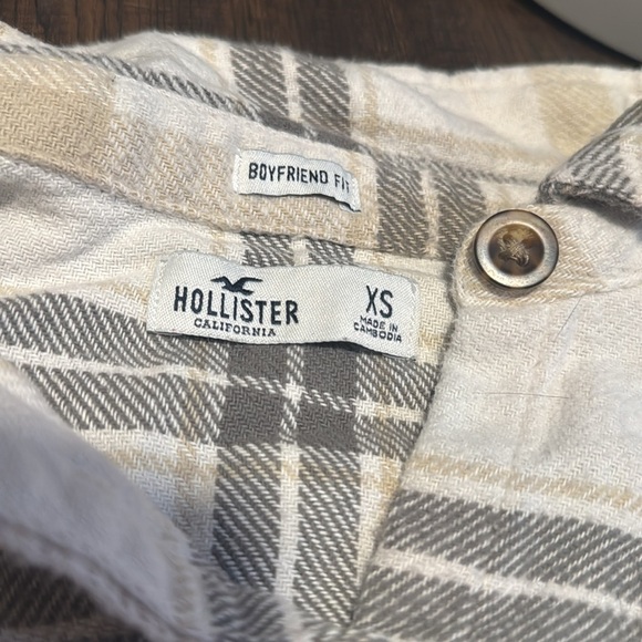Hollister flannel - Picture 3 of 3